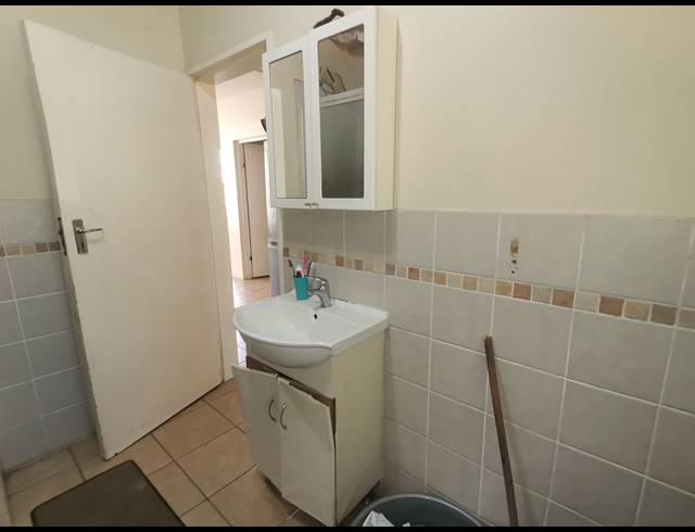 3 BEDROOM FLAT TO LET IN GLENWOOD